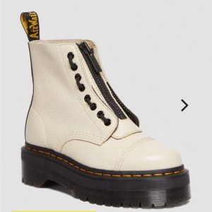 Dr. Martens Sinclair NWT